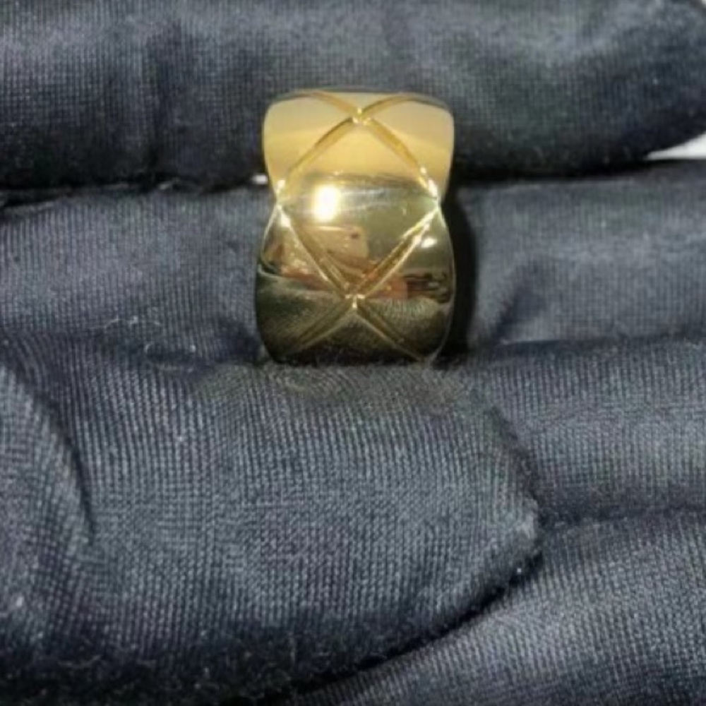 Crush Gold Chunky Ring - Picture 3 of 13